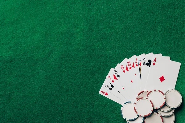 Live-dealer blackjack table with professional lighting, multiple cameras, and an Indonesian-speaking dealer